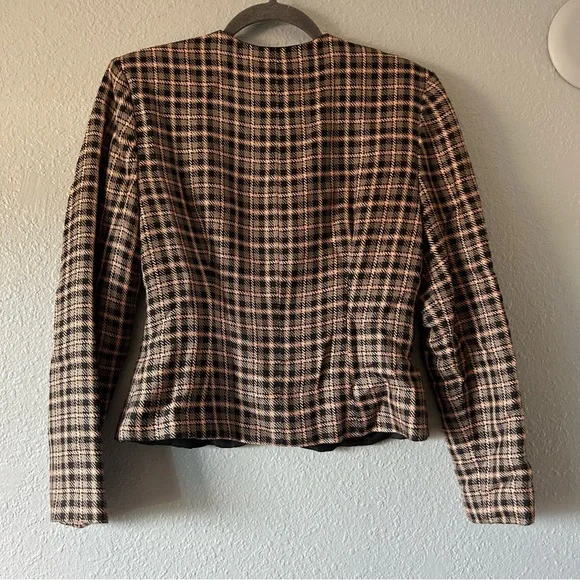 Unbranded plaid button up peplum blazer - Picture 2 of 3